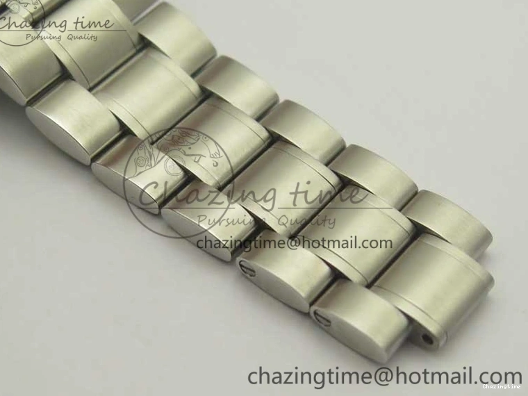 0114 Speedmaster Moonwatch OMF 1:1 Best Edition Black Dial Orange Hand on SS Bracelet A Timeless 8044